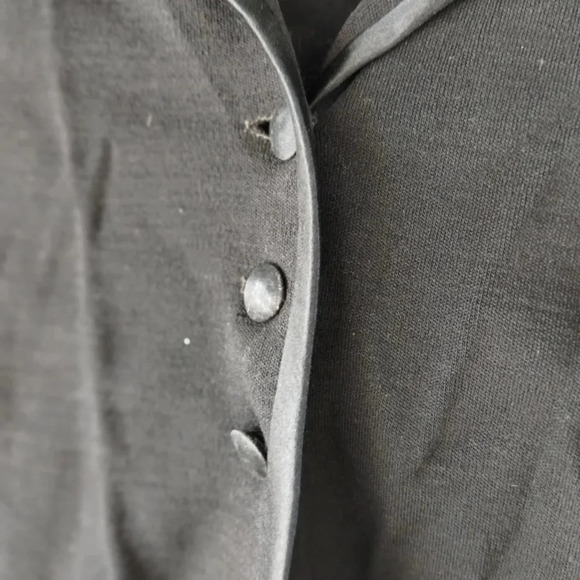 Fine Wool 1950's  button sweater - Picture 2 of 8